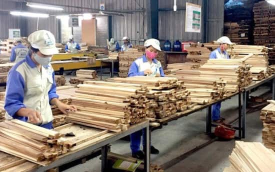 تولید محصولات چوبی